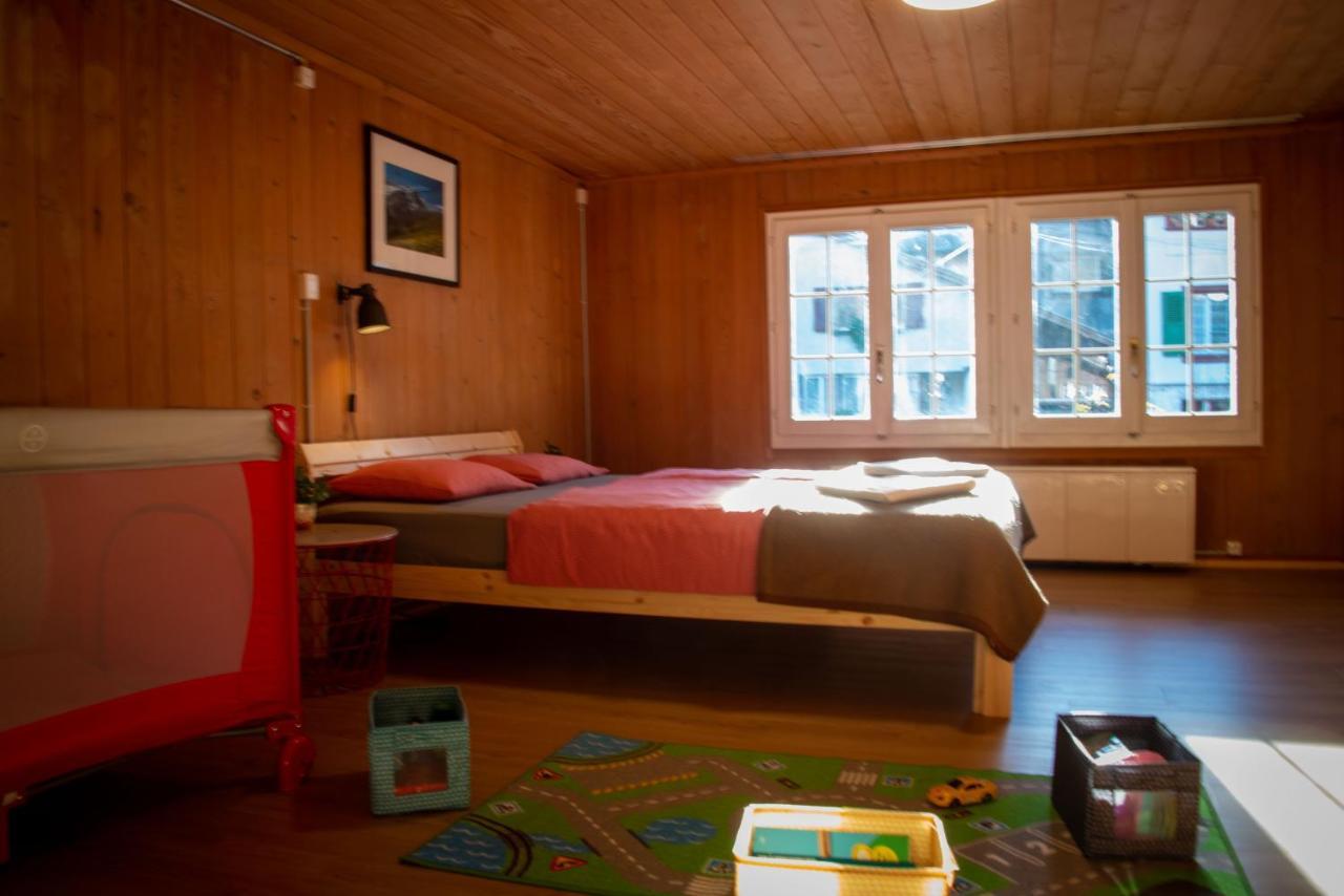 Uncle Eric'S Chalet Matten bei Interlaken Eksteriør billede